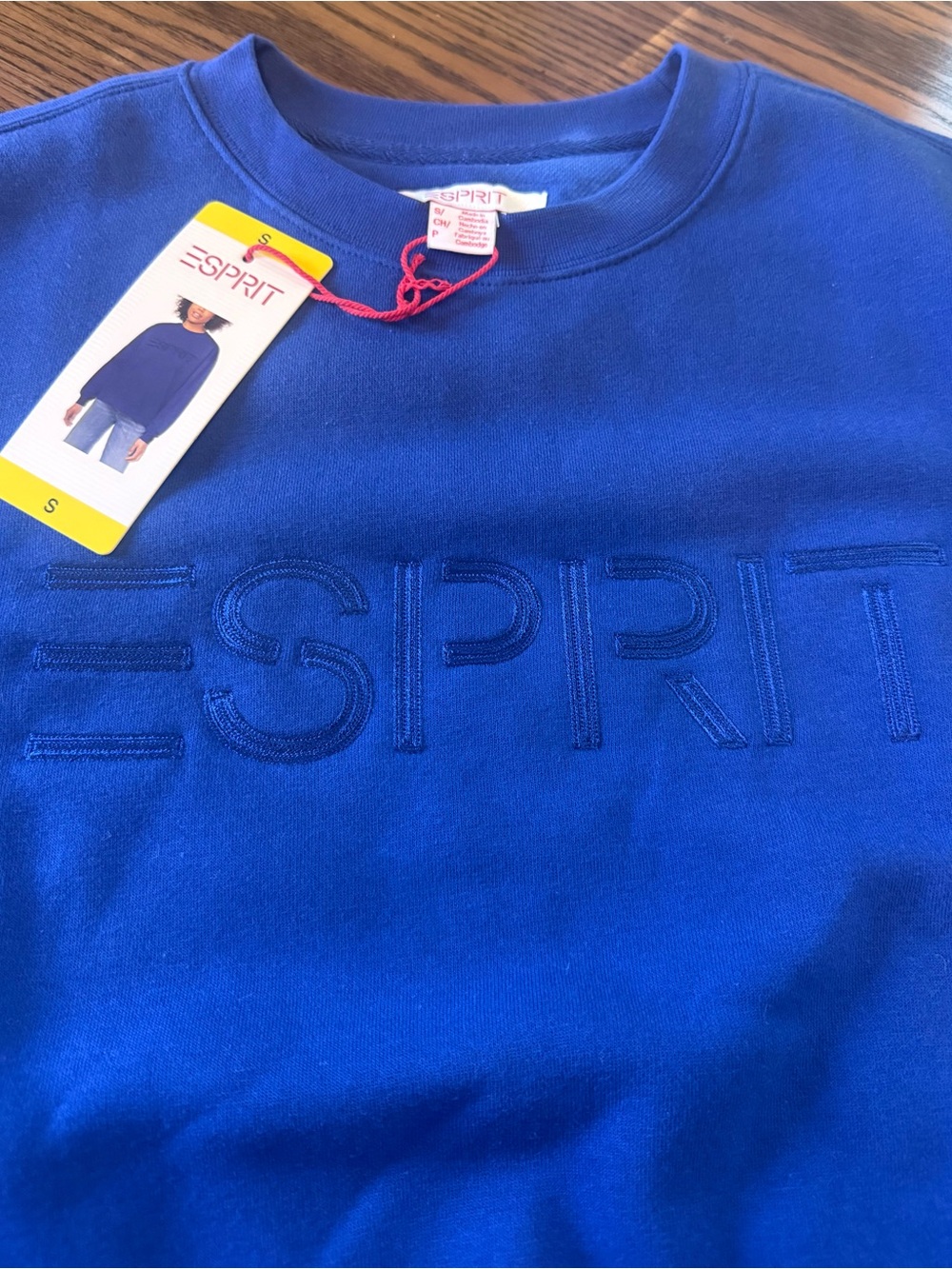 🛼 Because Your 80s Closet Deserves a Comeback 🌈 Retro Esprit Sweatshirt